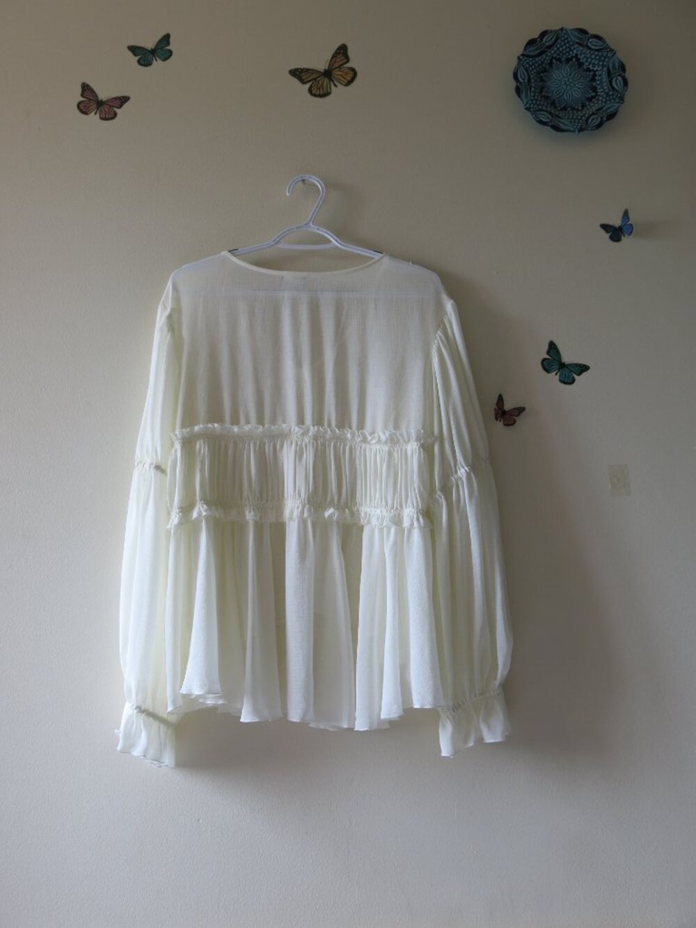Kimchi Blue Amelia Bohemian Romantic Ruffle Sheer Babydoll Off White Top Size L - Picture 6 of 15
